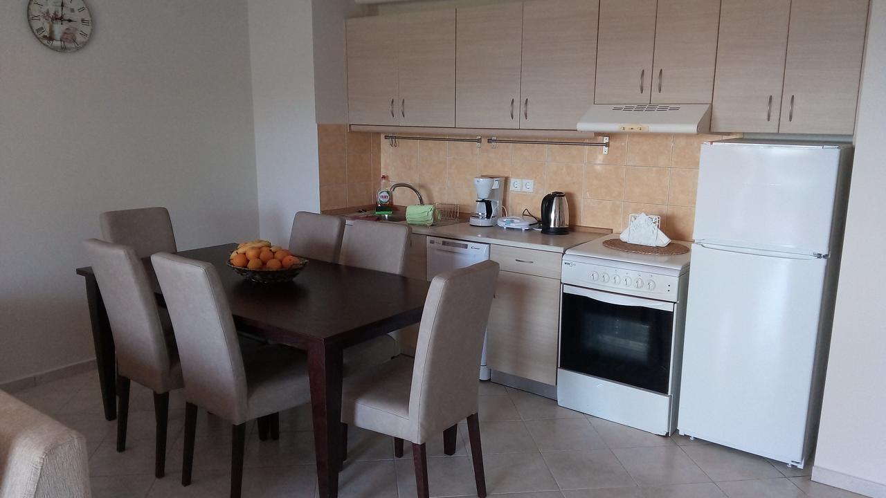 Olive Tree Apartments Parga Exterior photo