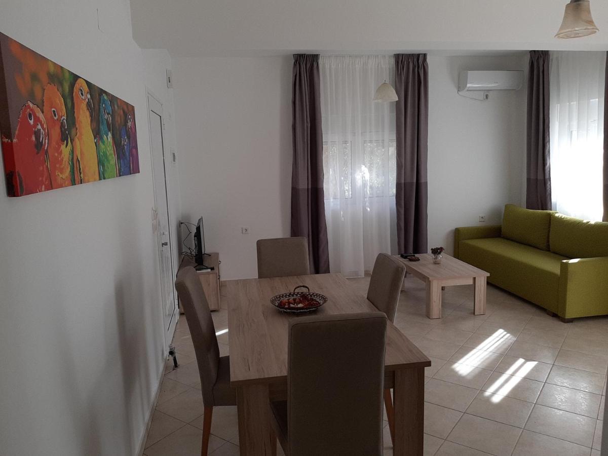 Olive Tree Apartments Parga Exterior photo