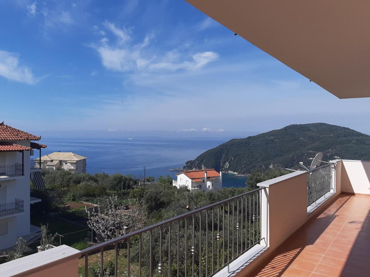 Olive Tree Apartments Parga Exterior photo